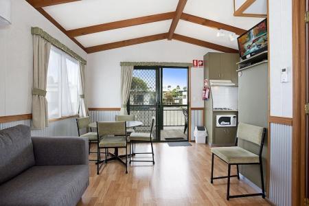 Warrnambool Holiday Village - 24