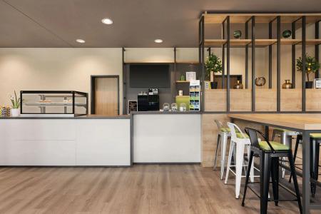 Super 8 by Wyndham Mainz Zollhafen - 3