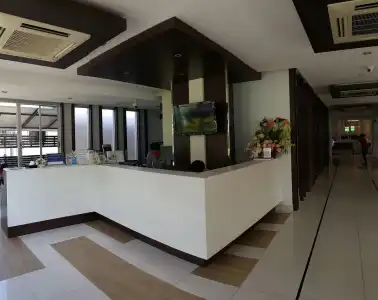 April Suites - 1
