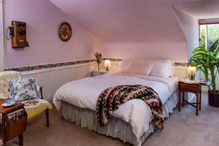 Woodrow House Bed & Breakfast - 25