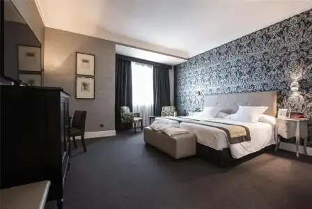 Carlton - 27