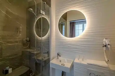 Campanile PRIME - Caen Centre Gare - 51