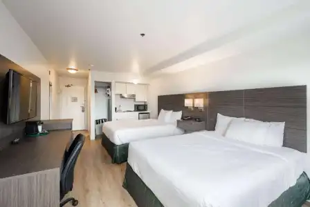 Baymont by Wyndham Bellingham - 56