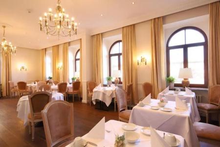 Bayerischer Hof Dresden - 54