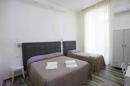 Napoli Garibaldi Luxury - 21