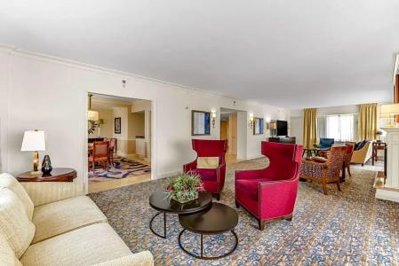 Capital Hilton - 109