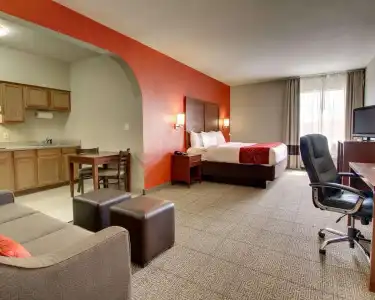 Comfort Suites Tyler South - 56