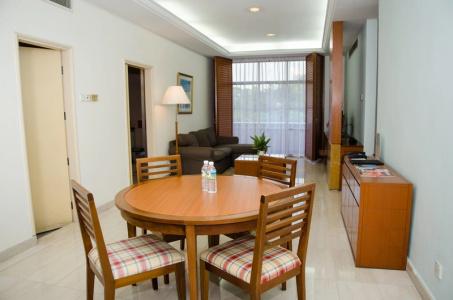 The Maple Suite - 60