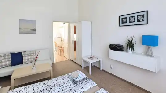 Angel City Apartments - 28