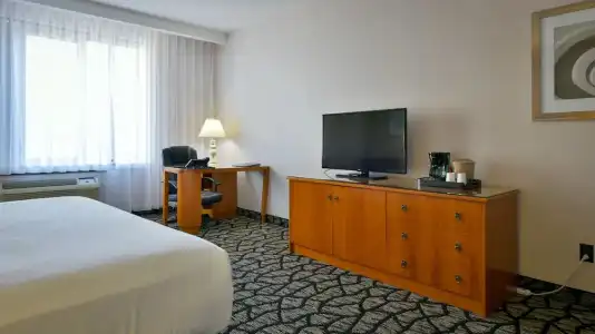 Empire Suites - 67