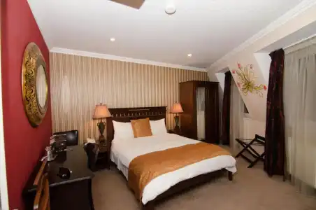 Boutique Monaco - 40