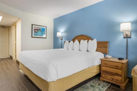 Tropical Winds Resort - 57