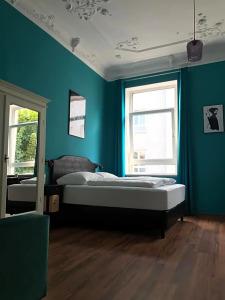 SmartMystique Self Check-IN - 50