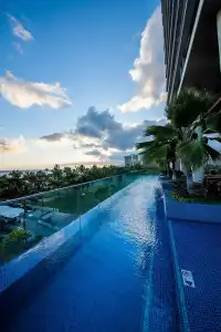 Ka Laʻi Waikiki Beach, LXRs & Resorts - 11