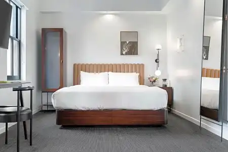 500 West - 105