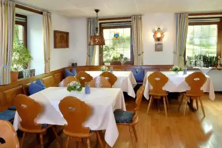Maien & Restaurant - 19