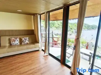 Paree Hut Resort Koh Sichang - 56