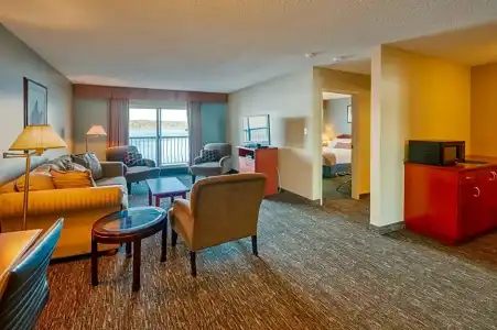 Anchor Inn And Suites - 38