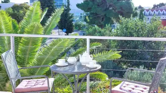 Refresh Boutique Apartments - 156