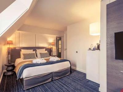 de Bourbon - Mercure Bourges - 37