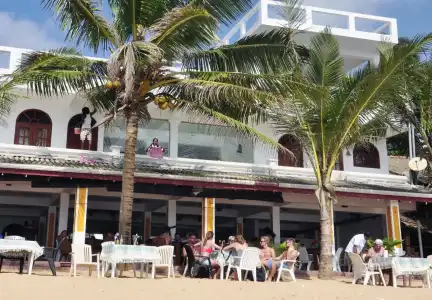 Royal Beach Hikkaduwa - 4