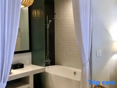 L'Azure Resort and Spa - 106