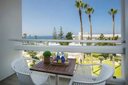 Leonardo Plaza Cypria Maris Beach & Spa - 87