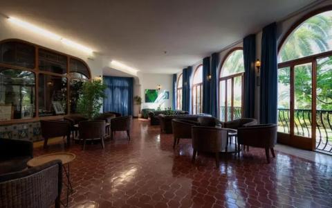 Grand Excelsior - 25