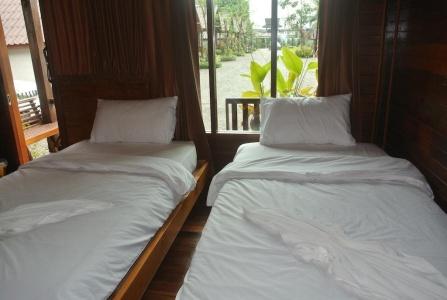 Ruenthong Resort Surat Thani - 14