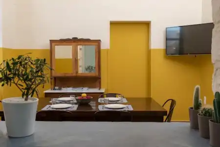 Intra Muros Hostel - 10