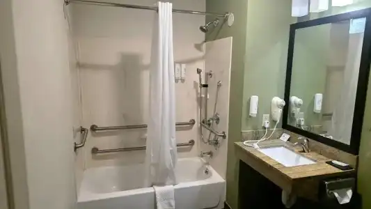 Express Inn & Suites - 30
