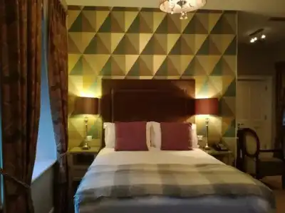 No.1 Pery Square & Spa - 64