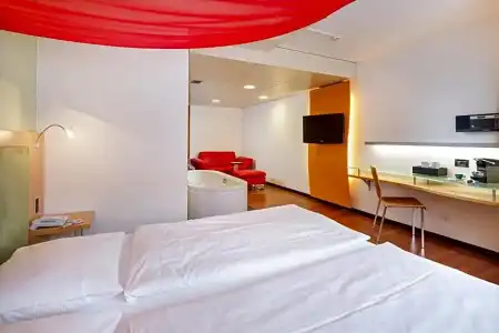Ramada by Wyndham Baden du Parc - 91