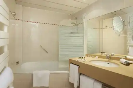 Relais Du Louvre - 69