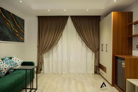 Elite Pyramids Boutique - 104