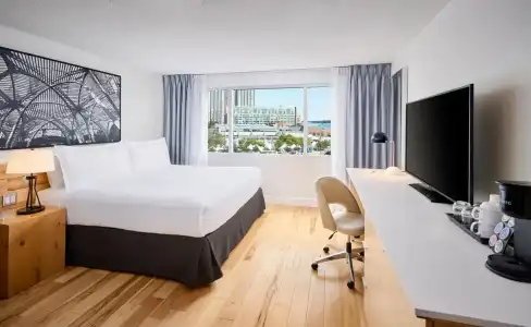 Radisson Blu Toronto Downtown - 1