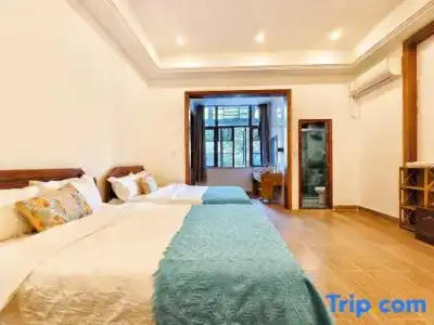 Tranquil Shores Holiday Apartments - 77