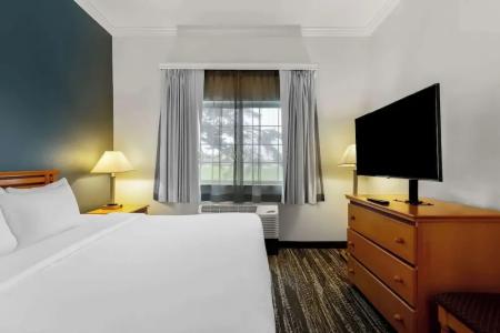 Clarion Suites Anchorage Downtown - 43