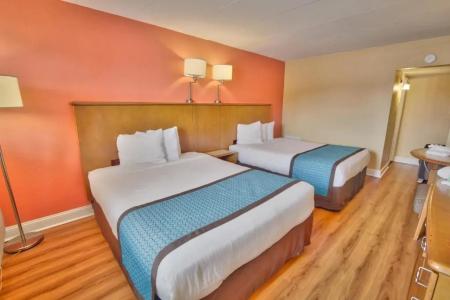 Seashire Inn & Suites - 42