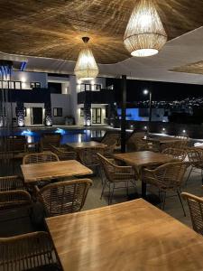 Onyx & Suites - 21