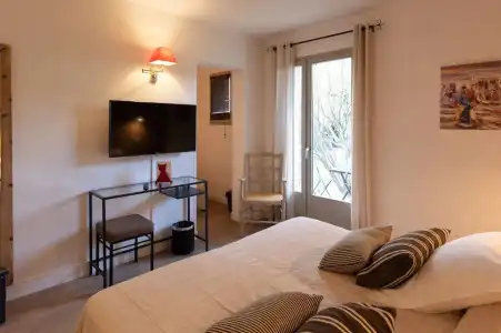 Hôtel l'Amandière - 36