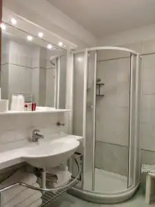 Ariston - 51