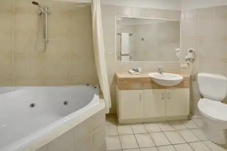 Raffles Mooloolaba - 64