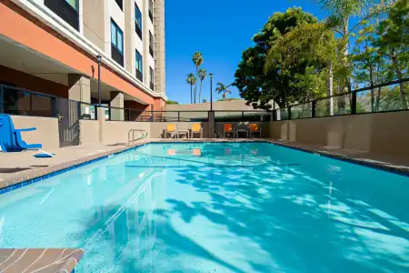 Holiday Inn Express Los Angeles Airport by IHG - 34