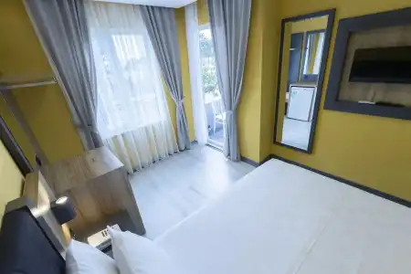 Roy Otel Akçay - 91