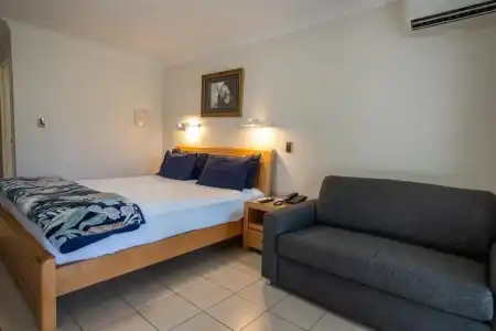 Novena Palms Motel - 63