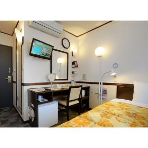 Toyoko Inn Shin-Yokohama Ekimae Shinkan - 2