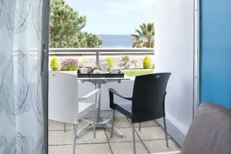Hôtel Point France - 93