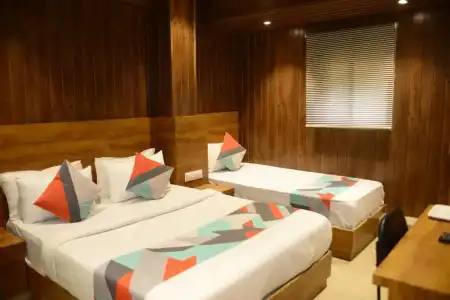 OYO 71452 Malad Grand - 29