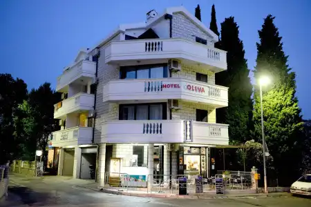 Sanja Former Oliva - 0